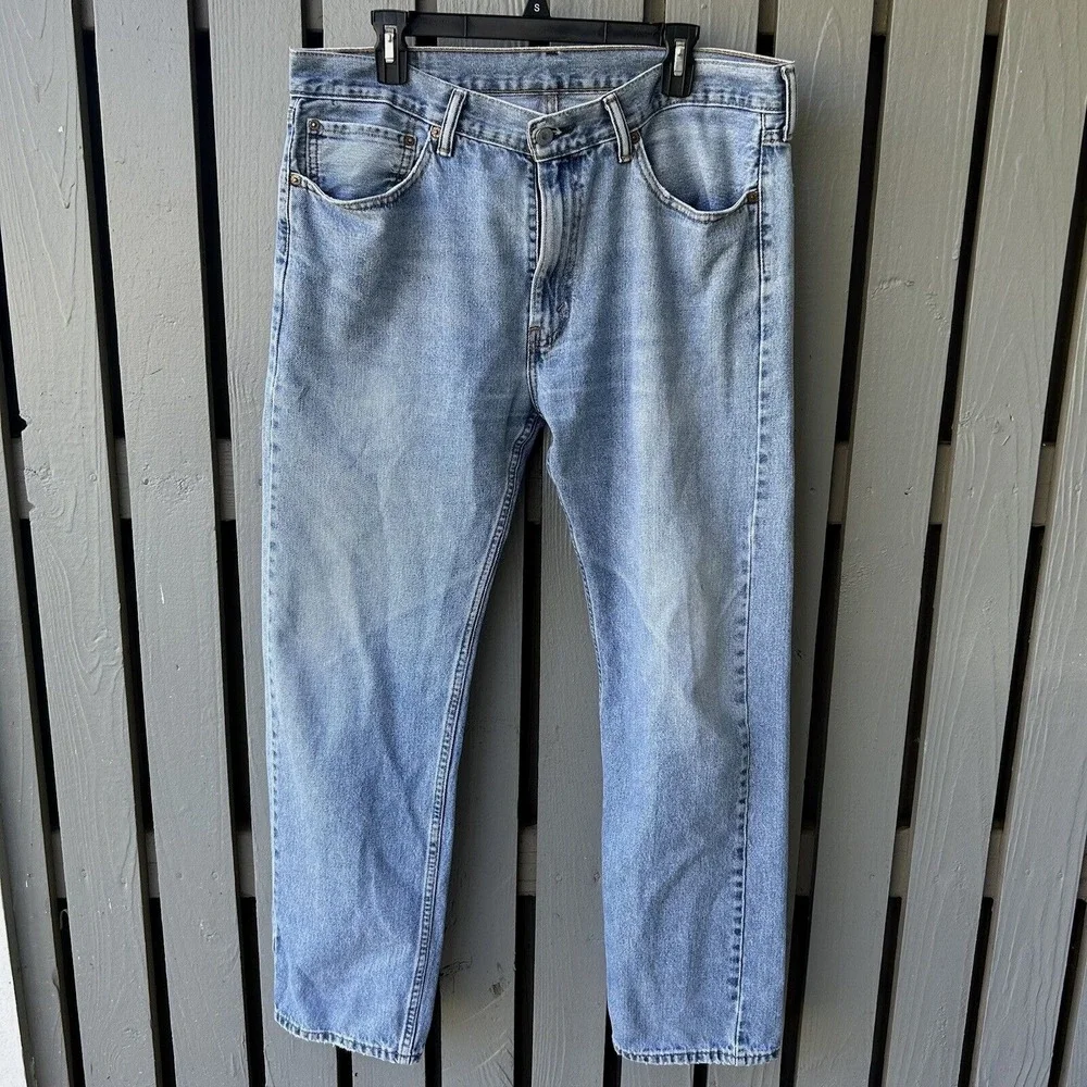 Levi's 505 Jeans Men's 36Wx31L Light Blue Wash Regular Fit Straight Leg‎ Denim